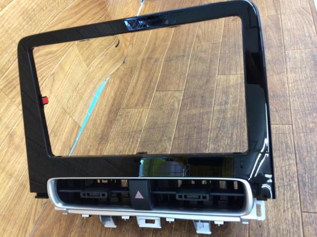 Toyota
Aqua
MXPK11
Genuine display audio
86140-52570