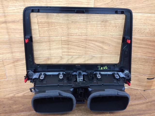 Toyota
Aqua
MXPK11
Genuine display audio
86140-52570