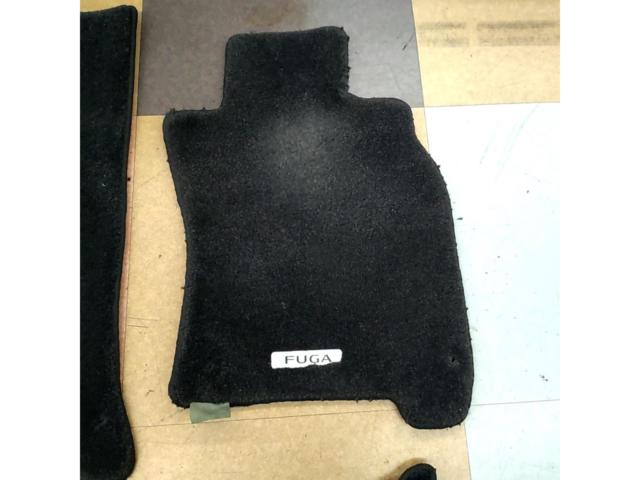 Nissan
Fuga
Y51
Genuine floor mat
Set for one car 