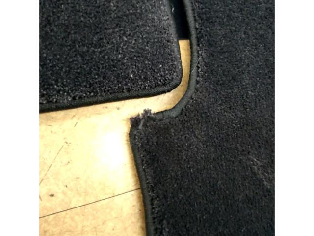 Nissan
Fuga
Y51
Genuine floor mat
Set for one car 