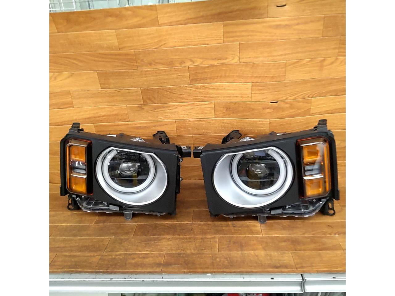 Toyota genuine optional round LED headlights for Land Cruiser 250