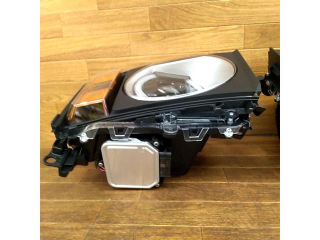 Toyota genuine optional round LED headlights for Land Cruiser 250