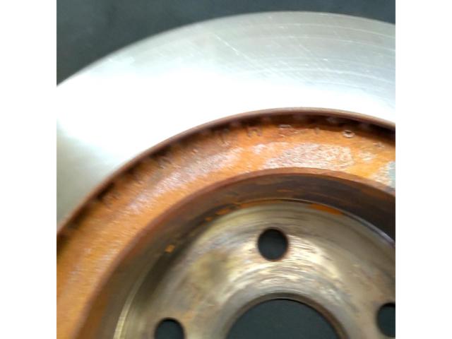 Genuine LEXUS rear brake disc rotor for IS300
Late 30 series/RC300h
Late]