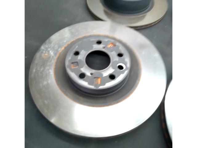 Genuine LEXUS front brake disc rotor for IS300
Early 30 series/RC300h