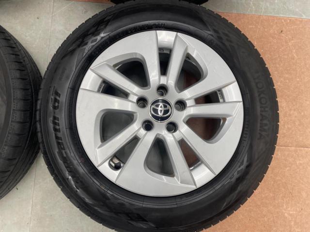 トヨタ純正(TOYOTA)  50プリウス純正ホイール  + YOKOHAMA(ヨコハマ) BluEarth-GT