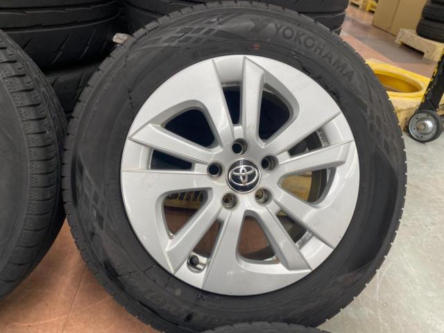 トヨタ純正(TOYOTA)  50プリウス純正ホイール  + YOKOHAMA(ヨコハマ) BluEarth-GT