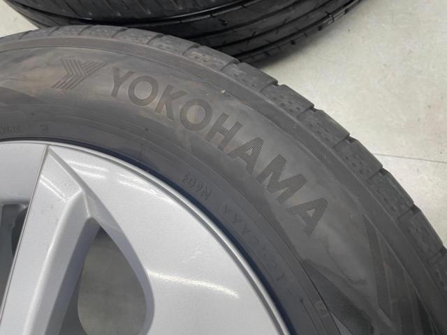 トヨタ純正(TOYOTA)  50プリウス純正ホイール  + YOKOHAMA(ヨコハマ) BluEarth-GT