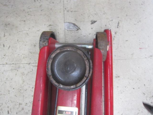 BAL/Bal
2t floor jack