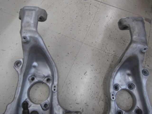 【LEXUS純正】LS460純正加工品フロントナックル