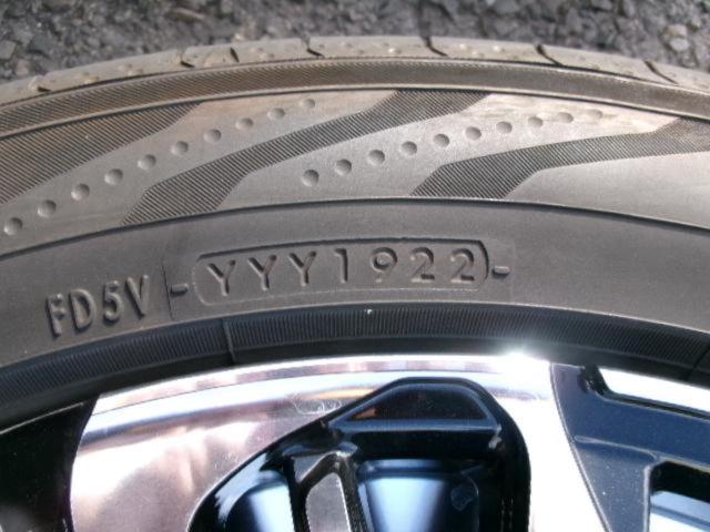 weds LEONIS AR+YOKOHAMA BluEarth-RV RV03 235/50R18