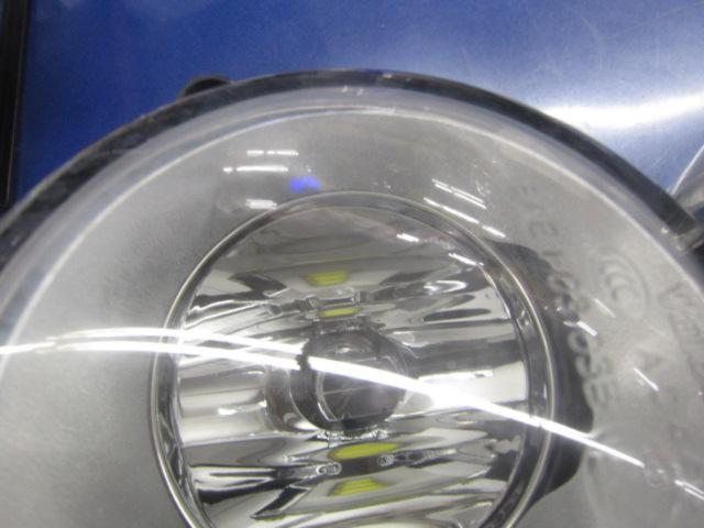 【LEXUS/レクサス】GS/10系前期純正フォグランプ 左右セット + 【メーカー不明】LEDバルブ H11