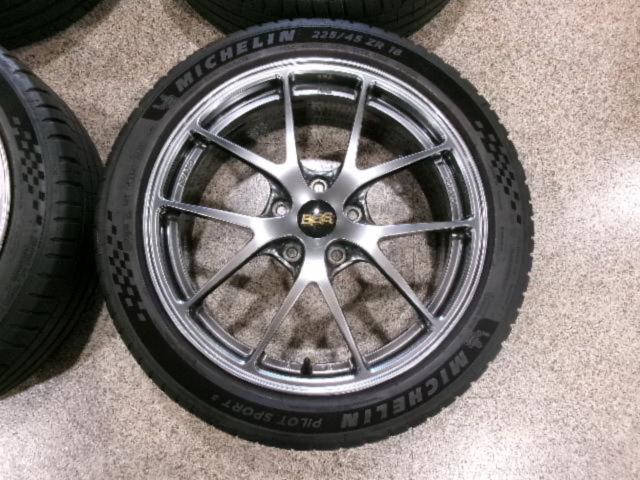 BBS
RI-A019
+
MICHELIN (Michelin)
PILOTSPORT5
225 / 45R18