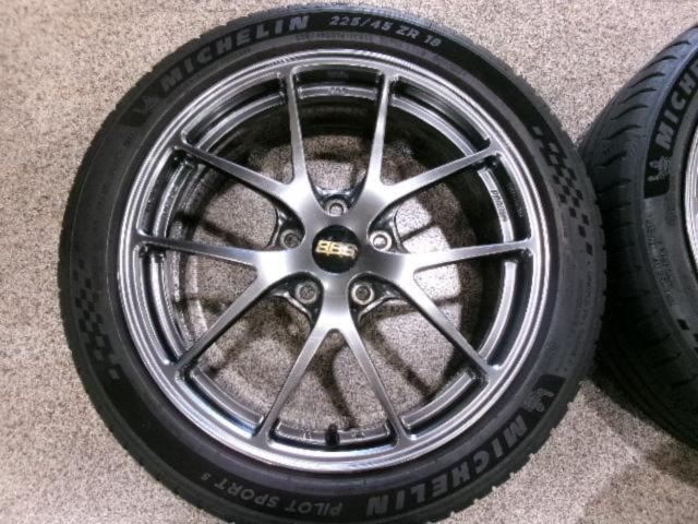 BBS
RI-A019
+
MICHELIN (Michelin)
PILOTSPORT5
225 / 45R18