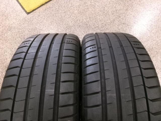 BBS
RI-A019
+
MICHELIN (Michelin)
PILOTSPORT5
225 / 45R18
