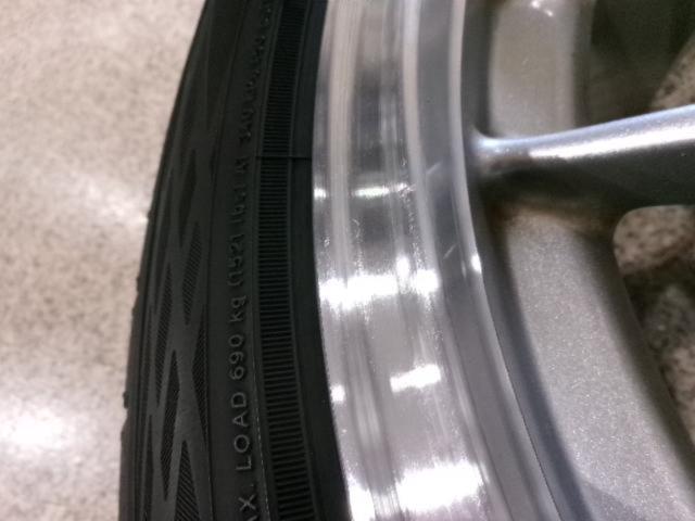 BBS
RG-RRG700
+
YOKOHAMA
BluEarth-GT
AE 51
225 / 45R18