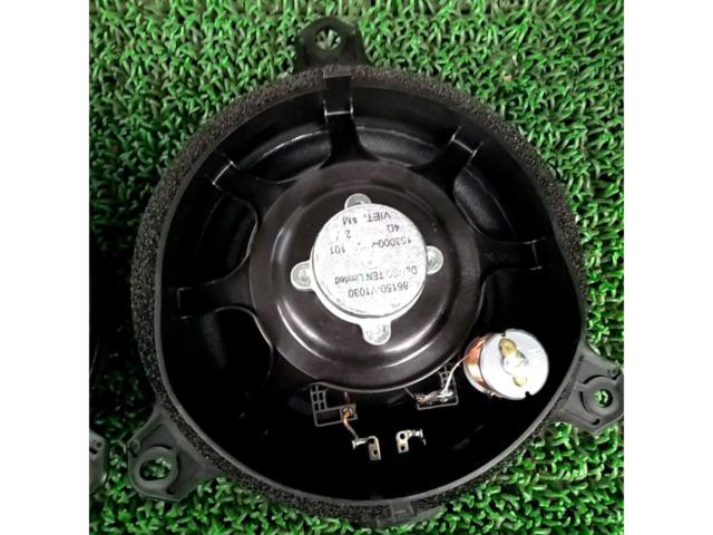 トヨタ純正 ヴォクシー純正スピーカー 86150-V1030 2個セット