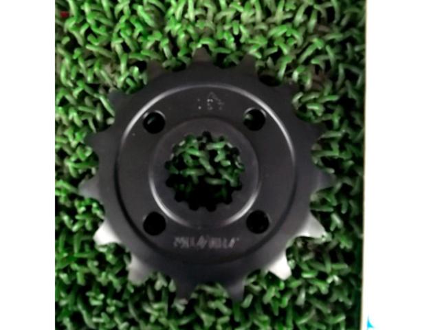 SUNSTARZ900RS
Cafe Genuine Front Sprocket 15 Teeth