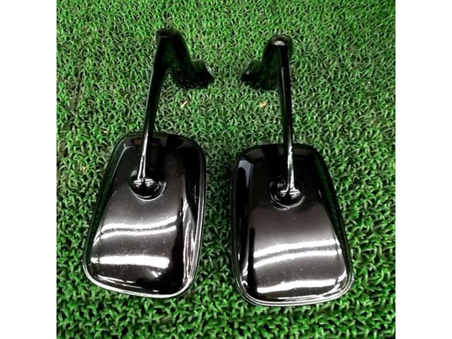 Unknown Manufacturer
Square mirror
Right and left