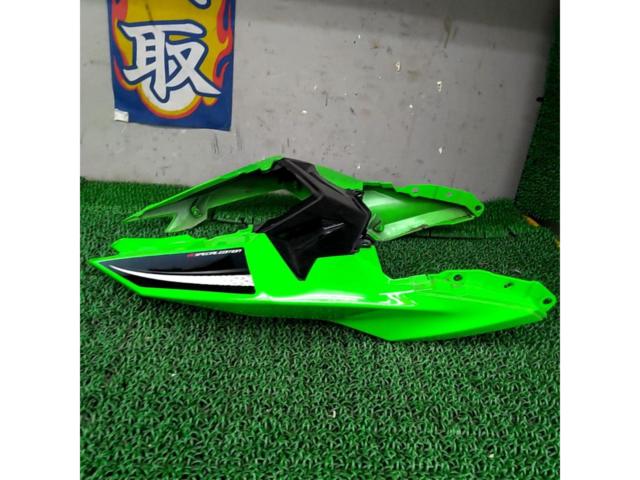 KAWASAKI genuine
Seat cowl
NINJA250/EX250L