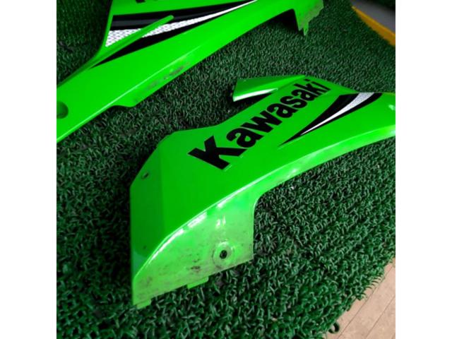 KAWASAKI (Kawasaki)
NINJA250
EX250L
Genuine
Front under cowl