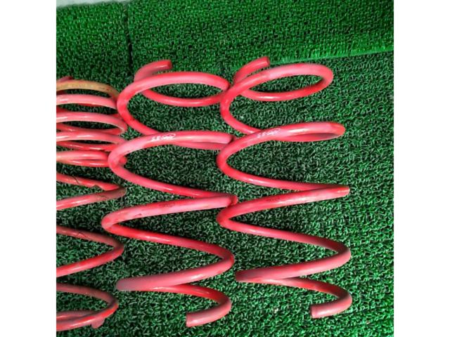SB-STYLE lowering springs
SB0003 / SB0004
Prius 30 series
Type Unknown