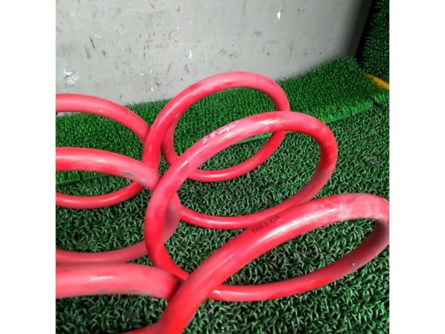 SB-STYLE lowering springs
SB0003 / SB0004
Prius 30 series
Type Unknown