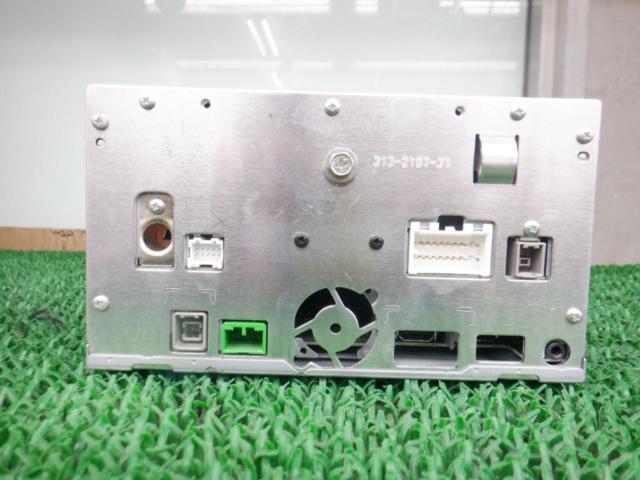 Clarion
NX514
One-segment TV / CD / DVD / SD / USB / Bluetooth audio