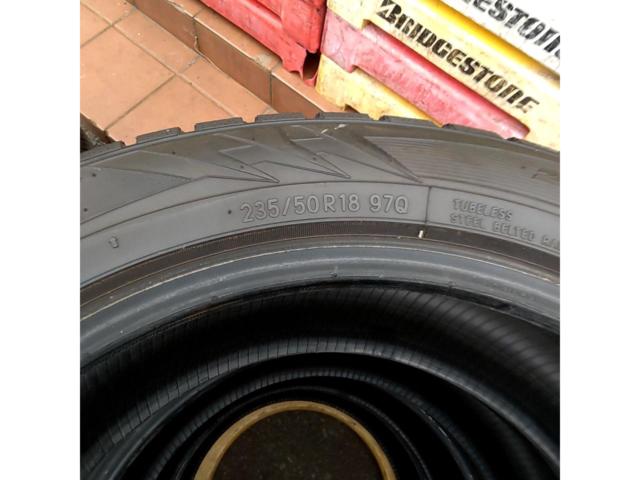 TOYO WinterTRANPATH TX 235/50R18 97Q 4本セット