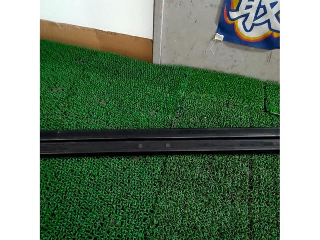 メーカー不明 キャリアスクエアバー 2本 約1400mm