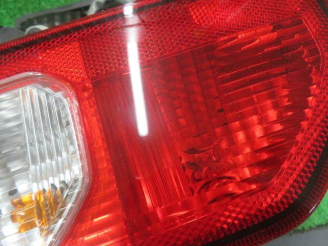 スズキ ジムニー JB64W 純正テールレンズ