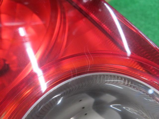 スズキ純正 HE22S ラパン 純正テール 左