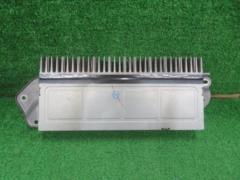 LEXUS
Genuine audio amplifier
20 series IS