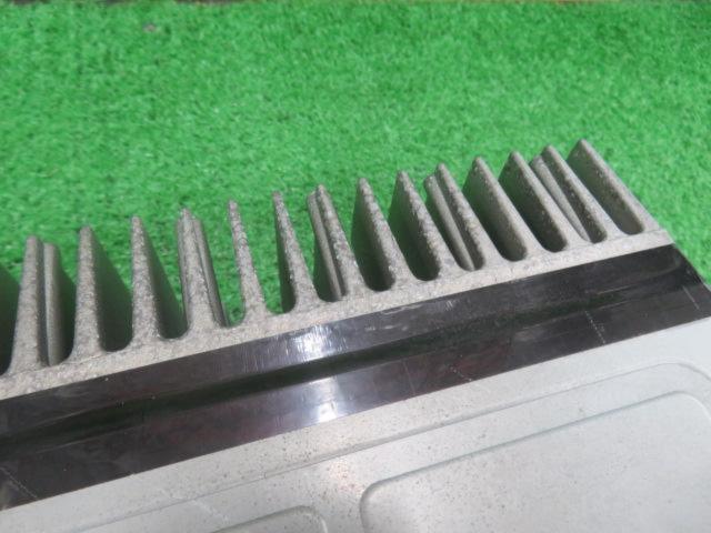 LEXUS
Genuine audio amplifier
20 series IS