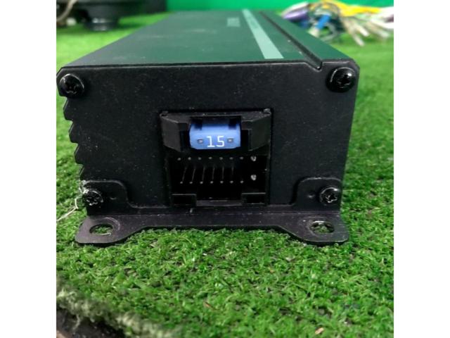 ALPINE
[KTP-445UJ]
Digital power amplifier
