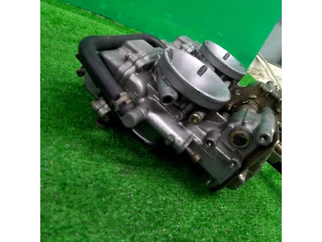 【YAMAHA】TZR250 純正キャブレタ