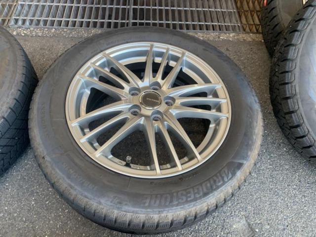 SE-18
+
BRIDGESTONE (Bridgestone)
BRIDGESTONE BLIZZAK
VRX3