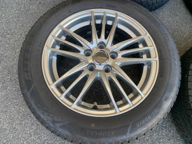 SE-18
+
BRIDGESTONE (Bridgestone)
BRIDGESTONE BLIZZAK
VRX3
