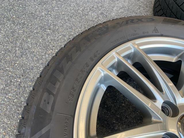 SE-18
+
BRIDGESTONE (Bridgestone)
BRIDGESTONE BLIZZAK
VRX3