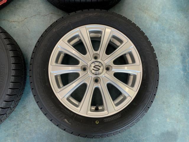 Unknown Manufacturer
S spoke wheel
+
TOYO (Toyo)
TOYO
OBSERVE
GIZ3
155 / 65R14
4 pieces set