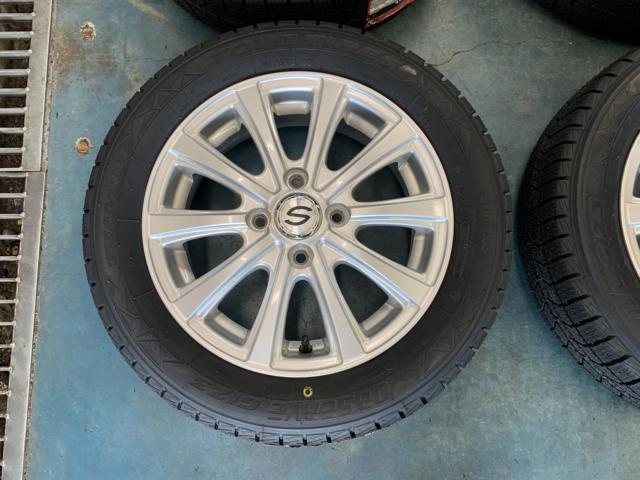 Unknown Manufacturer
S spoke wheel
+
TOYO (Toyo)
TOYO
OBSERVE
GIZ3
155 / 65R14
4 pieces set