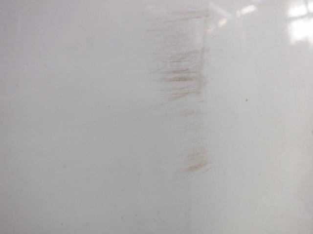 Subaru genuine
Bonnet