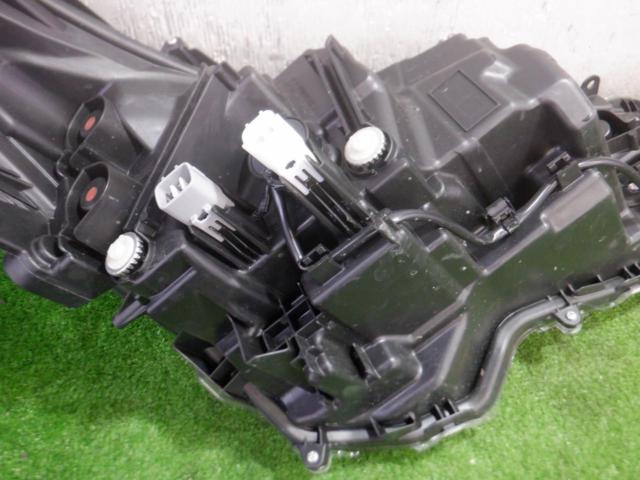 【右側のみ】トヨタ純正 LEDヘッドライト