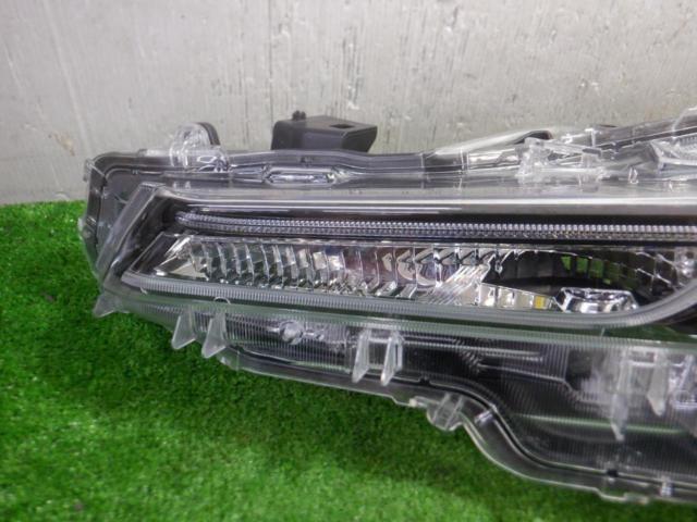 【右側のみ】トヨタ純正 LEDヘッドライト