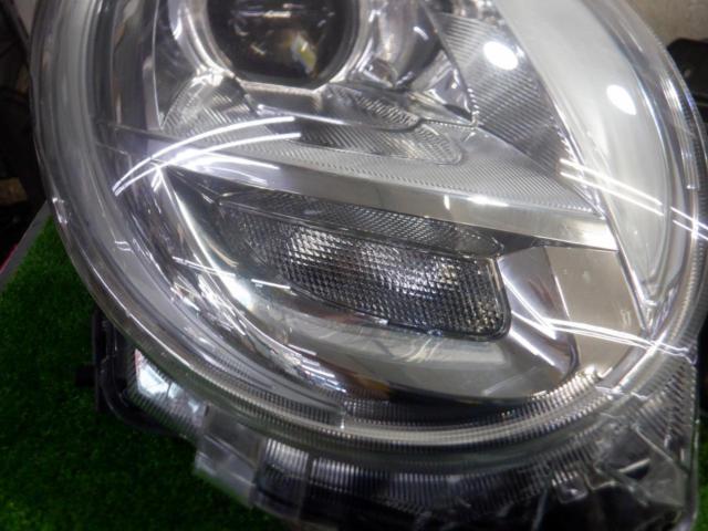 ダイハツ純正 LEDヘッドライト
