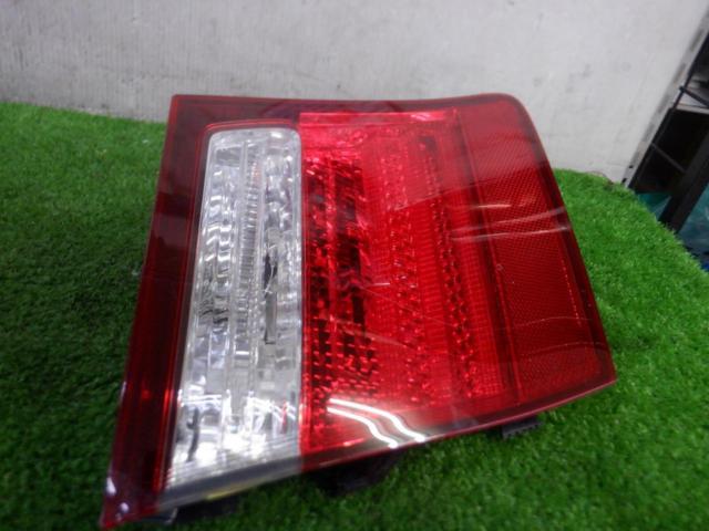 【LEXUS純正】LS460 純正テールレンズ