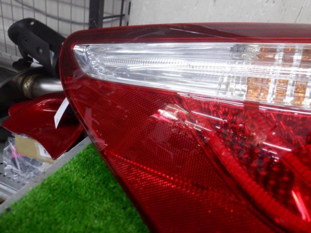 【LEXUS純正】LS460 純正テールレンズ