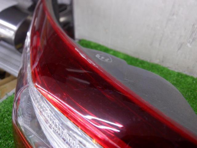 【LEXUS純正】LS460 純正テールレンズ