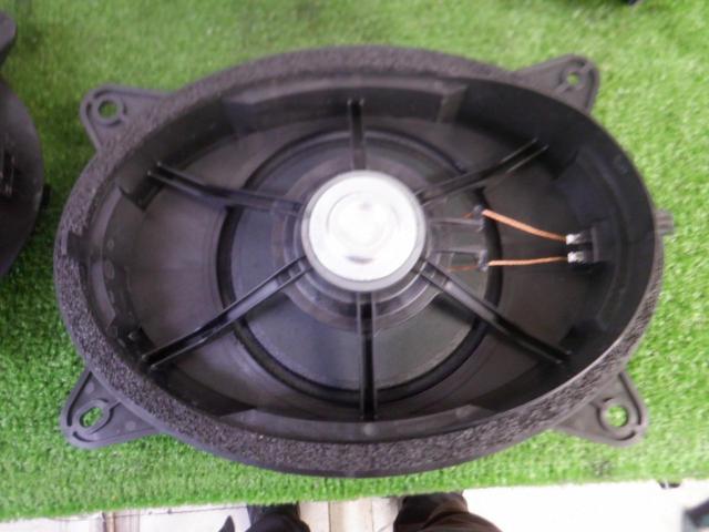 SUBARU genuine
Speaker