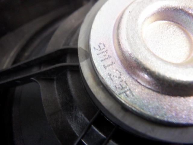 SUBARU genuine
Speaker