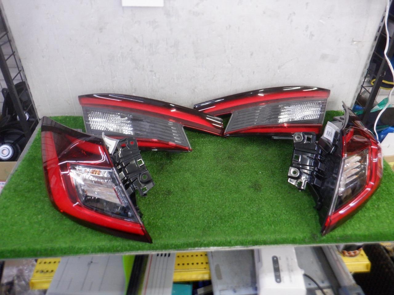 Honda genuine
Tail lens